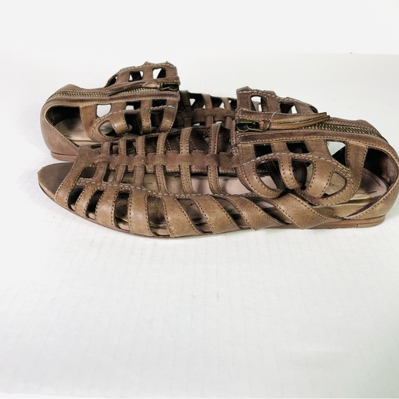 Miu Miu Light Brown Leather Gladiator Flat Sandals - Picture 3 of 7